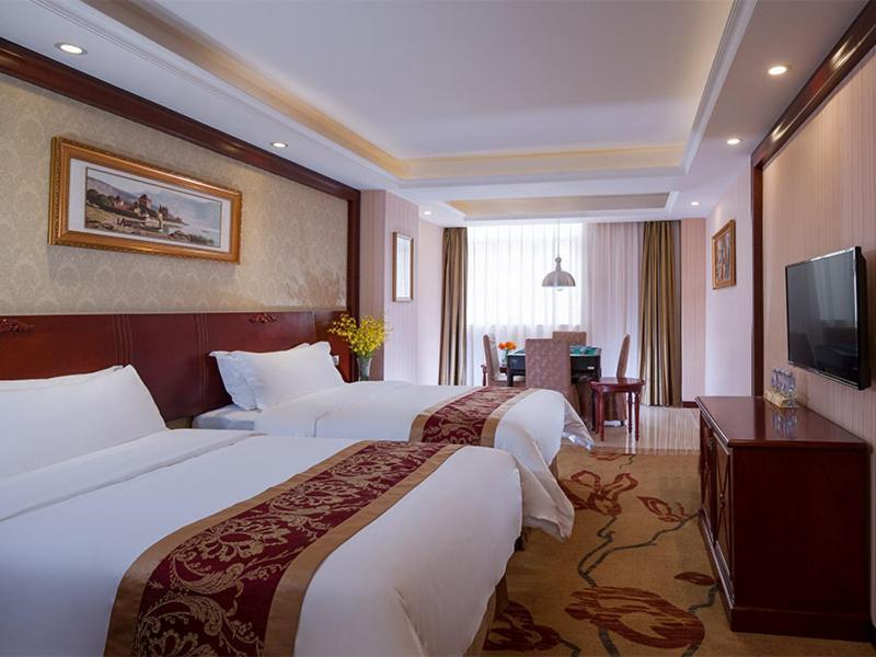 Vienna Hotel Shenzhen Guanlan Tangren Street Экстерьер фото